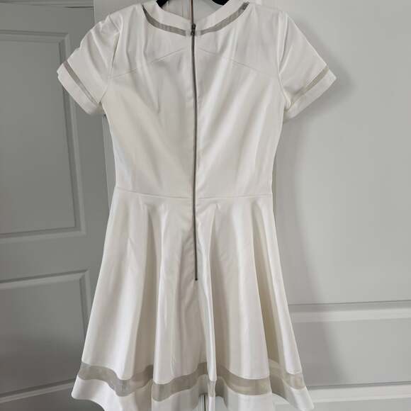 Alice + Olivia White Fit-and-Flare Mini Dress Mesh Short Sleeve Collared Hem - Picture 2 of 8